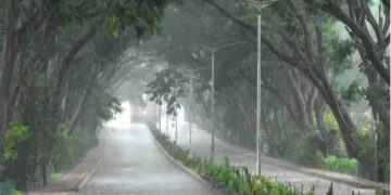 دہلی پہنچامانسون، رم جھم بارش، کچھ علاقوں میں سڑکیں زیرآب