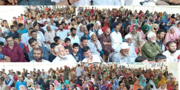’ماضی کی الیکشن بائیکاٹ سیاست نے عوام کو بے اختیار بنادیا اور تعمیر ترقی کا عمل متاثر کیا‘