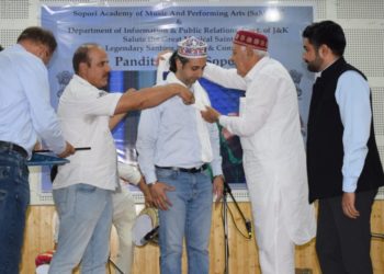 ڈی آئی پی آر ، ساما پا نے پنڈت بھجن سوپوری کی یاد میں عظیم الشان میوزیکل ٹری بیوٹ کا اہتمام کیا