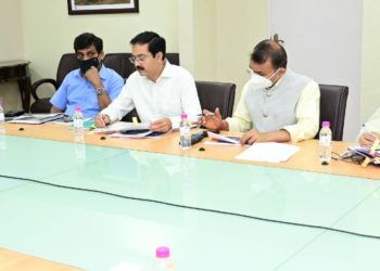 لیفٹیننٹ گورنر نے محکمہ صنعت و حرفت کے کام کا ج کا جائزہ لیا