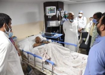 آر جے ڈی سربراہ لالو پرساد ایئر ایمبولینس سے دہلی روانہ
