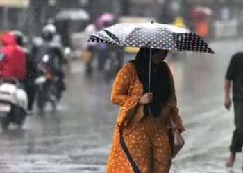 ٹنل کے آر پار خراب موسمی صورتحال ، جموں اور کشمیر میں پھر ہوئی شبانہ بارشیں