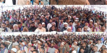 اپنی پارٹی کی طرف سے شوپیان کیلر میں عظیم الشان یک روزہ کنونشن منعقد