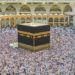عازمین حج نے مسجد الحرام اور مسجد نبوی میں جمعہ ادا کیا