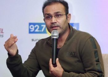 وریندر سہواگ کی ان فارم بیئرسٹو کو سلیجنگ کرنے پر کوہلی پر شدید تنقید