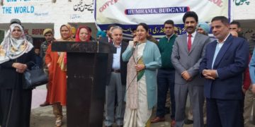 مرکزی وزیر مملکت تعلیم انپورنادیوی نے بڈگام کا کیادورہ