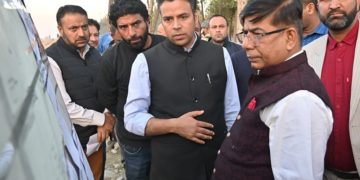  مرکزی وزیر مملکت ڈاکٹر سبھاس سرکار کا دورہ کولگام