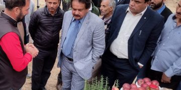 مرکزی وزیر مملکت برائے قانون و انصاف کا کپواڑہ کا دورہ