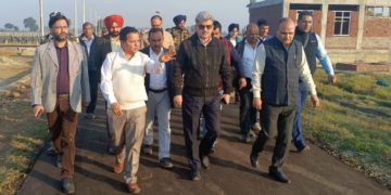 ایڈیشنل چیف سیکرٹری نے میگا فروٹ پلانٹ نرسری ، چکروئی ، آر ایس پورہ کا دورہ کیا ، ترقیاتی کاموں کا کیا معائینہ