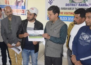 ’بیک ٹو ولیج ‘ دور دراز علاقوں میں عوامی ترسیل کے نظام کو بہتر بناتا ہے / سنجیو ورما