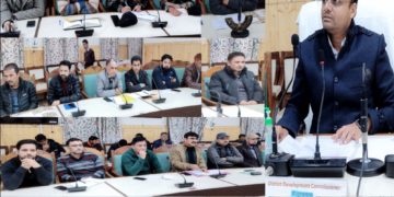 ڈی سی کپواڑہ نے سرمائی تیاریوں کے اِنتظامات کا لیاجائزہ
