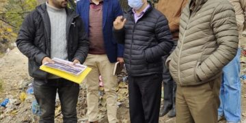 زبیر احمد نے بیک ٹو ولیج پروگرام کے تحت پنچائت حلقہ صفا پورہ میں ترقیاتی سرگرمیوں کا جائیزہ لیا