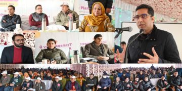 سیکرٹری قبائلی اَمور نے شوپیان میں ایم ٹی ایم پی میں شرکت کی