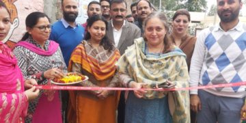 شیتل نندا نے سانبہ کے پنچایت پلی میں” بال ودھیالیہ “ماڈل آنگن واڑی سینٹر کا کیاافتتاح