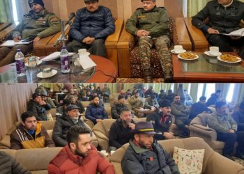 مشیر راجیو رائے بھٹناگر نے گالف کلب گلمرگ کا کیا دورہ