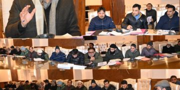 ڈی سی کولگام نے ڈی کے مارگ اور منز گام بلاکوں میں اے بی ڈی پی کی عمل آوری کا لیاجائزہ