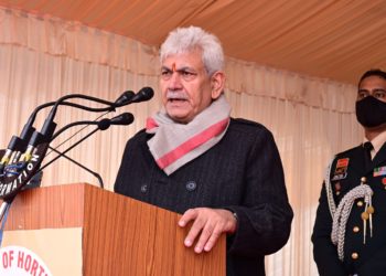 لیفٹیننٹ گورنر نے چکروئی آر ایس پورہ میں میگا فروٹ پلانٹ نرسری کا کیااِفتتاح