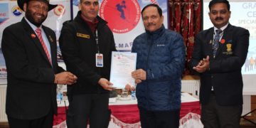 مشیر بٹھناگر نے آئی ایس ایم گلمرگ میں سکس سِگما اسکئیرز کو مبارکباد دی