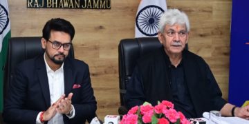 انوراگ ٹھاکر اور لیفٹیننٹ گورنر نے تیسرے کھیلو انڈیا سرمائی کھیلوں کا ماسکوٹ، تھیم سانگ اور جرسی لانچ کی