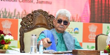 لیفٹیننٹ گورنر نے ” کسان سمپرک ابھیان ، دکش کسان اور کسان ساتھی“ کا کیاآغا ز
