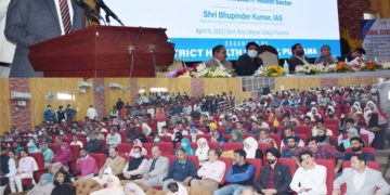 سیکرٹری صحت نے پلوامہ میں صحت کے شعبے میں ضلع کی شاندار کارکردگی پر ایک پروقار تقریب کی صدارت کی