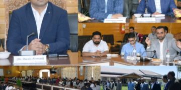 ڈی سی بانڈی پورہ نے سنبل میں عوامی رابطہ پروگرام کی صدارت کی