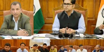 ضلع ترقیاتی کمشنر بانڈی پورہ نے ایم ڈی ۔ ڈی ایل ٹی ایف سی میٹنگ منعقد کی