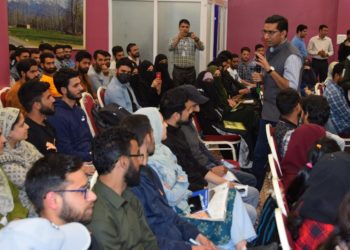 مشن یوتھ نے ” پرواز سکیم“ کے اُمید واروں کیلئے ایک روزہ” اِستفساری سیشن اور کیرئیررہنمائی پروگرام“ کا کیااِنعقاد