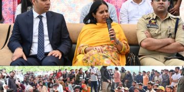 مندیپ کور نے کولگام کا دورہ کیا