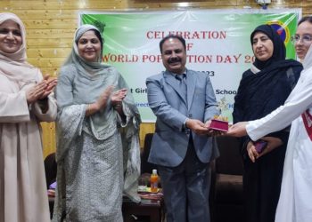 ڈائریکٹوریٹ آف فیملی ویلفیئر ایم سی ایچ اینڈ امیونائزیشن جموںوکشمیر نے ” عالمی یوم آبادی“ منایا