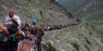 شری امرناتھ جی یاترا: زائد از 7 ہزار یاتریوں کا آٹھواں قافلہ جموں بیس کیمپ سے روانہ