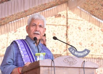جموں و کشمیر کے تمام اضلاع میں ترقی ایک طاقتور عوامی تحریک بننی چاہئے: منوج سنہا