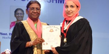 جس ملک کے نوجوان امن کا راستہ اختیار کریں گے وہ ملک خوشحالی کی راہ پر گامزن ہوگا/صدر جمہوریہ دروپدی مرمو