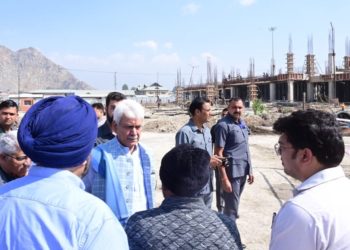لیفٹیننٹ گورنر نے جاری کاموں کی بروقت تکمیل او رنگرانی کی ہدایت