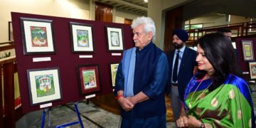 لیفٹیننٹ گورنر نے ڈاکٹر اَرچنا جہا چودھری کی مشہور پینٹنگ ایگزبشن ’ سنگم ’ کا اِفتتاح کیا