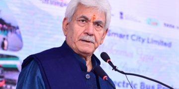 باقی رہ گئے دہشت گردوں کو آہنی ہاتھوں سے نپٹا جائے: ایل جی منوج سنہا کی سیکورٹی ایجنسیوں کو ہدایات