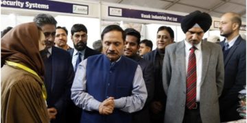مشیر راجیو رائے بھٹناگر نے جموں تجارتی میلے 2024 کے پہلے ایڈیشن کا کیااِفتتاح
