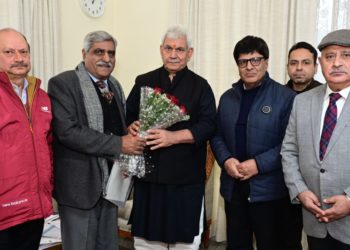 ہندو ایجوکیشن سوسائٹی کشمیر کے وفد نے لفٹینٹ گورنر سے ملاقات کی