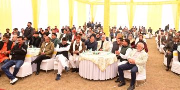 او بی سی سماج کے اَرکان نے لیفٹیننٹ سے ملاقات کی