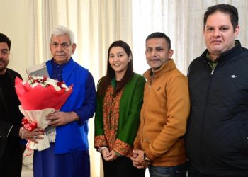 صدر جے کے این پی ایف تریکوٹہ نگر ٹریڈرس ایسوسی ایشن کے وفد نے لفٹینٹ گورنر سے ملاقات کی