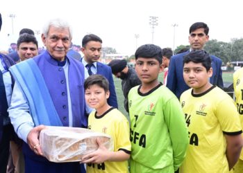 لیفٹیننٹ گورنر نے قومی اور بین الاقوامی مقابلوںمیں تمغے جیتنے والوں کو مبارکباد دی
