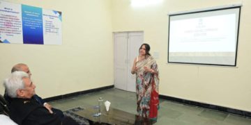 لیفٹنٹ گورنر نے جموں میں وی وائی او ایم چائلڈ ڈیولپمنٹ سنٹر کا دورہ کیا