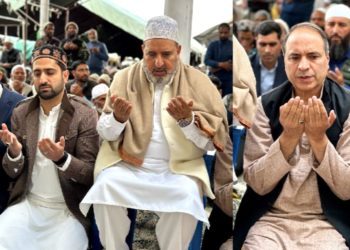 جمعتہ الوداع کے مقدس موقع پر سید محمد الطاف بخاری نے آثار شریف حضرت بل میں حاضری