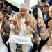 جمعتہ الوداع کے مقدس موقع پر سید محمد الطاف بخاری نے آثار شریف حضرت بل میں حاضری