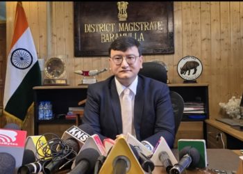 بارہمولہ پارلیمانی حلقہ کےلئے کاغذاتِ نامزدگی داخل کرنےکا عمل شروع