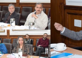 جموں و کشمیر کی خواتین کو بااختیار بنانے کیلئے آر ایل ایم کو ایک تحریک بنایا جائے / چیف سیکرٹری