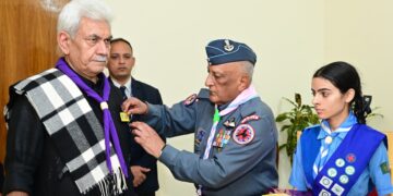 لیفٹنٹ گورنر نے سکاو¿ٹس اینڈ گائیڈز کے ساتھ بات چیت کی