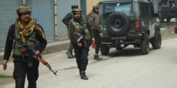 ضلع کولگام کے بہی باغ علاقے میں دہشت گردوں کی فائرنگ