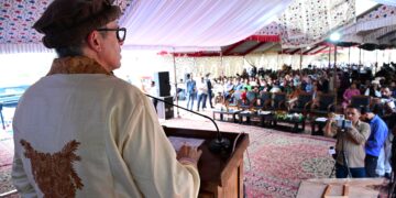 وزیر اعلیٰ عمر عبداللہ نے گریز میں ’قومی قبائلی میلے ‘ میں کی شرکت