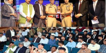 کرائم برانچ جموں وکشمیر کے زیر اہتمام ’اینٹی ہیومن ٹیرفنگ‘ پر ایک روزہ کانفرنس کا انعقاد